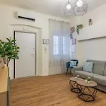 Casa Samada- Comfort Between The Center And The Station Appartamento